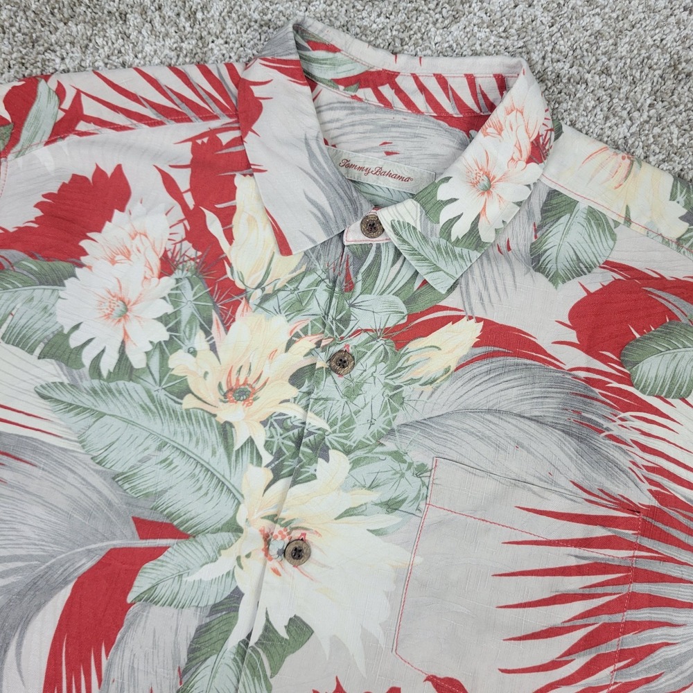 Tommy Bahama Mens Medium Multicolor AOP Floral Hawaiian Short Sleeve 100% Silk